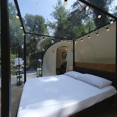 La Luna Sul Bosco Bubble 럭셔리텐트